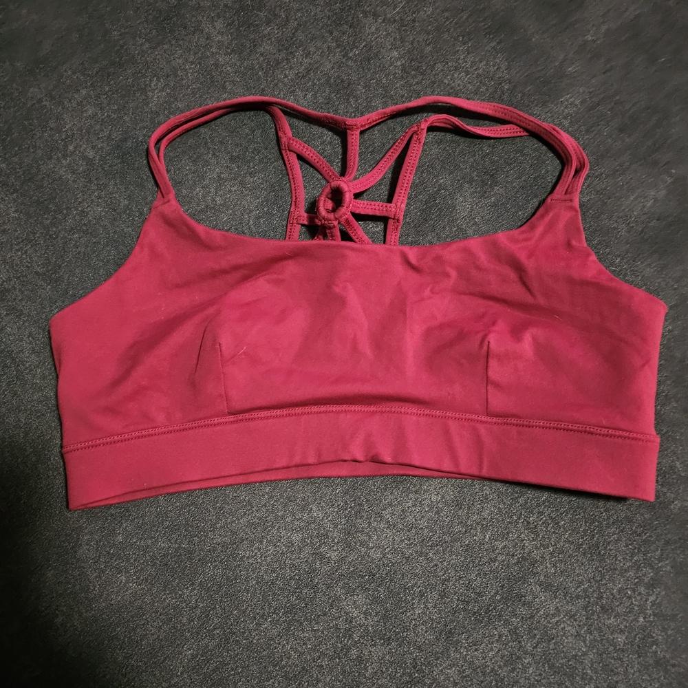 Women's Strappy Back Sports Bra - Red
